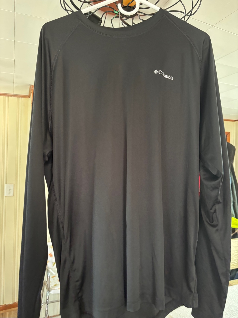 Columbia Black Long Sleeve Athletic Shirt